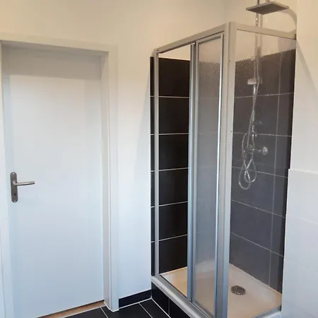 Apartment 5 *