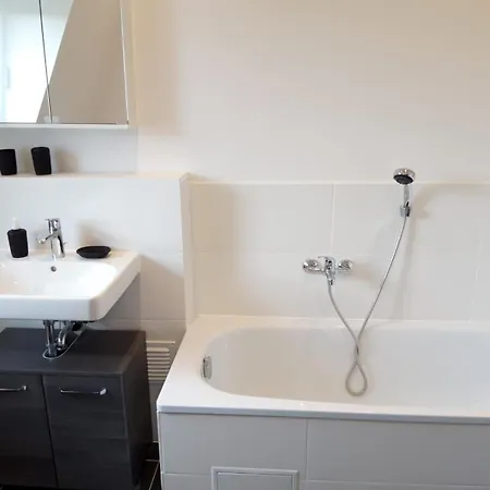 Seyfarthrooms - 5 - Zentrale Lage, 2 Schlafzimmer, Voll Ausgestattet Apartment